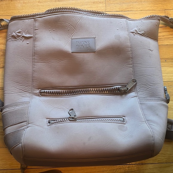 DAGNE DOVER INDI DIAPER BACKPACK IN DUNE - good condition! spots can be cleaned! - Picture 2 of 6